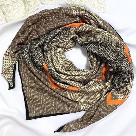 خرید روسری پاییزه | فروش انواع روسری پاییزه با قیمت مناسب