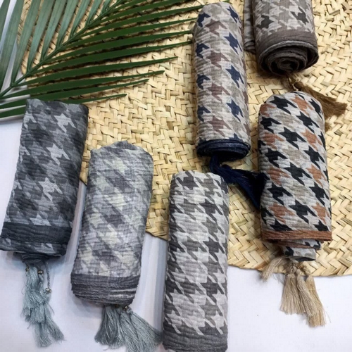 شال نخی طرح دار