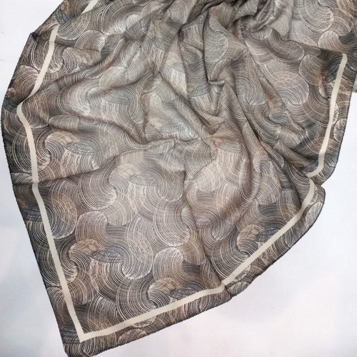 روسری نخی سبک