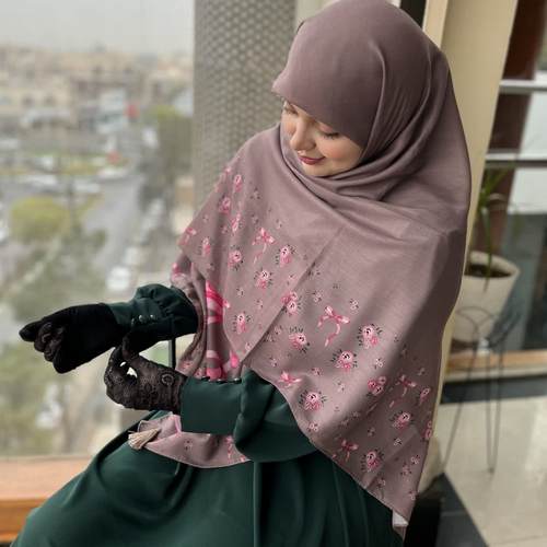 روسری قواره بزرگ نخی طرحدار