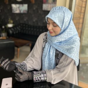 روسری ساتن ژاکارد