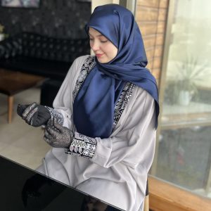 روسری ساتن ژاکارد